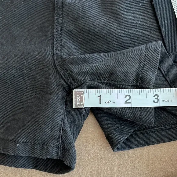 🆕 HUDSON Women's Black Paper Bag Shorts - Size 27