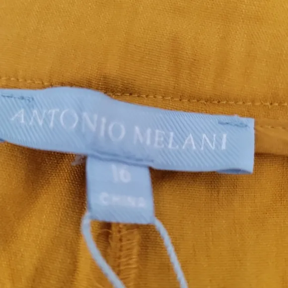 Antonio Melani Amee Linen High Rise Coordinating Shorts