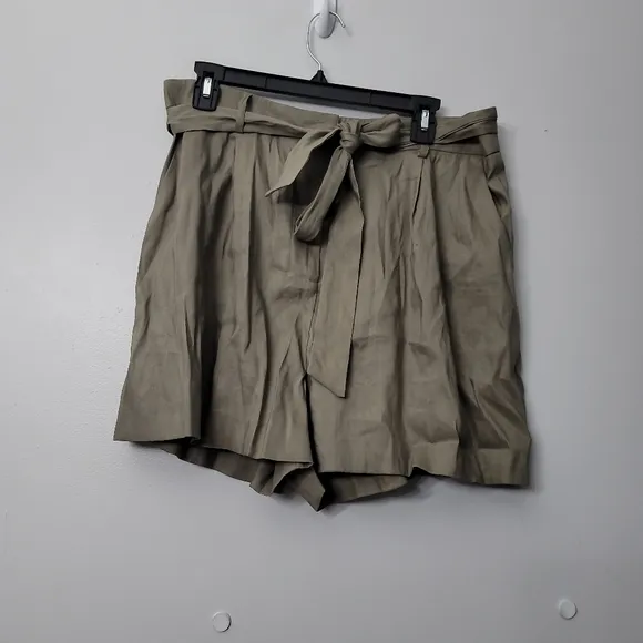 Antonio Melani Amee Linen High Rise Coordinating Shorts