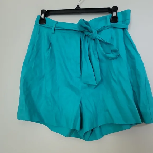 Antonio Melani Amee Linen High Rise Coordinating Shorts