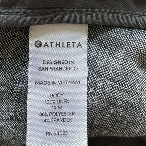 Athleta Beachside Bali Linen Shorts Lot Of 2 Gray and Striped Size 6