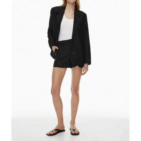 Babaton Agency Linen Mini Short in black, size 0