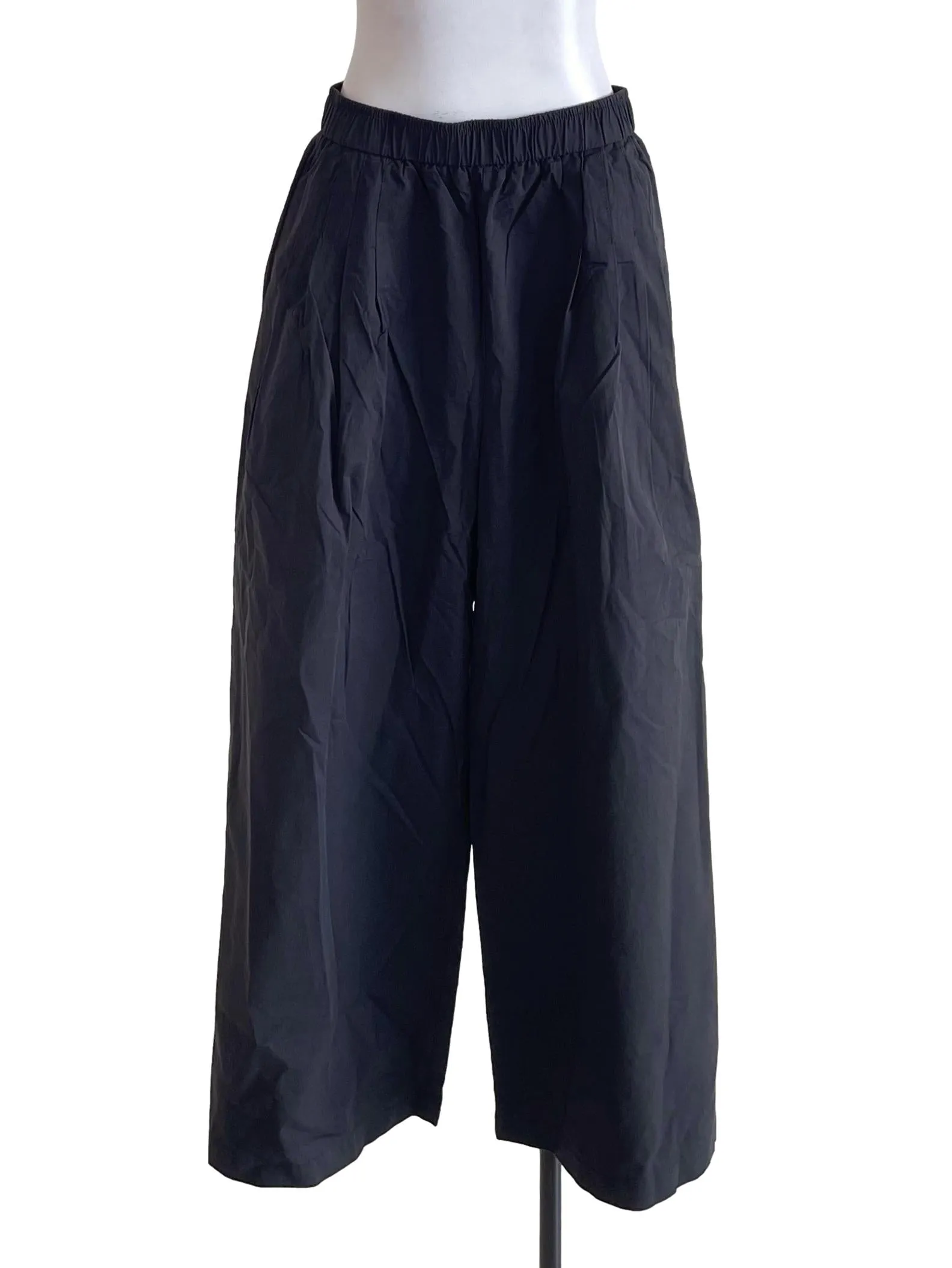 Black Pleated Baggy Pants