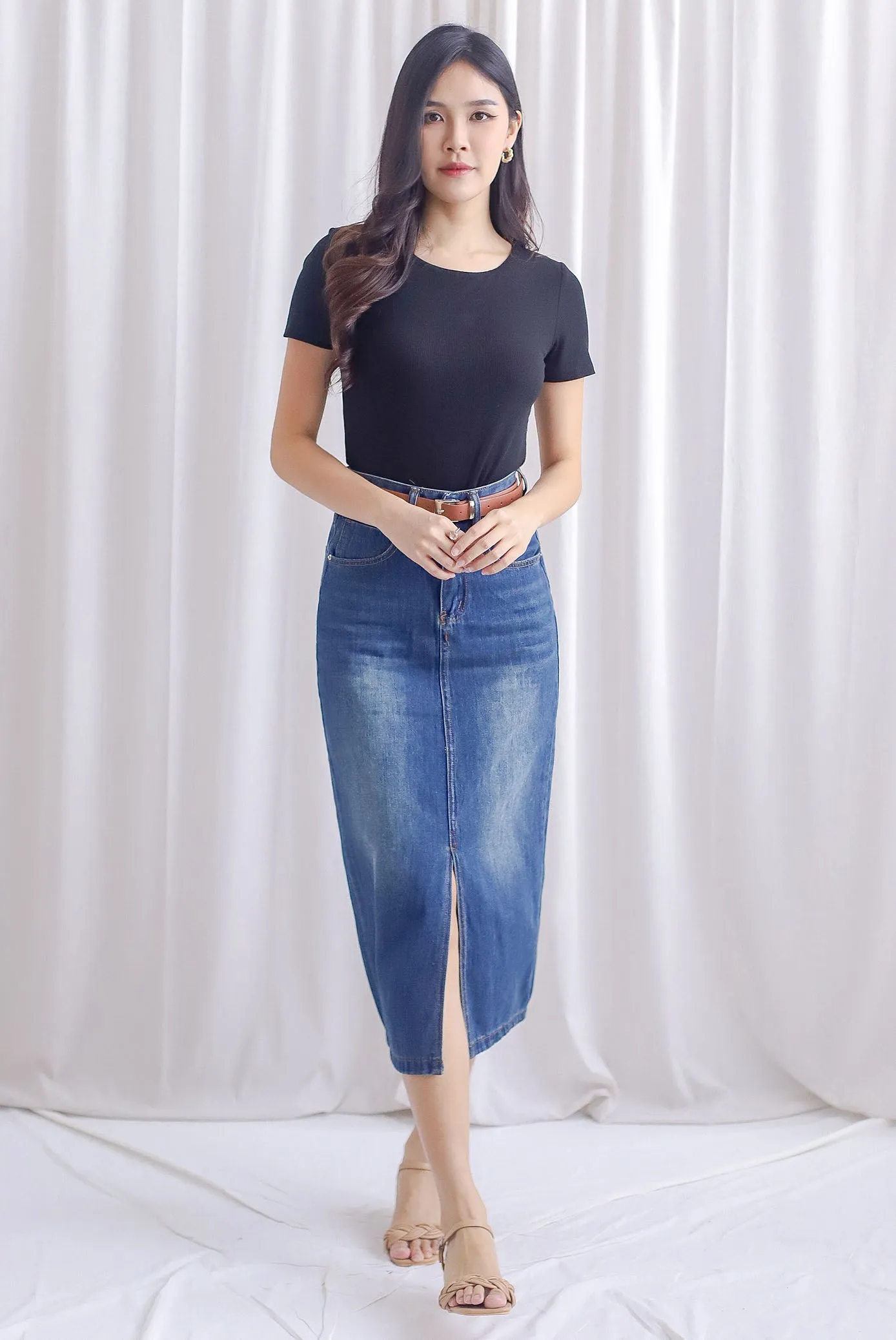 Breia Belted Front Slit Denim Skirt In Dark Wash