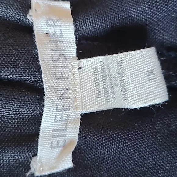 Eileen Fisher Linen Shorts. Black SZ 1X. Pull On. 8inch inseam. Drawstring.