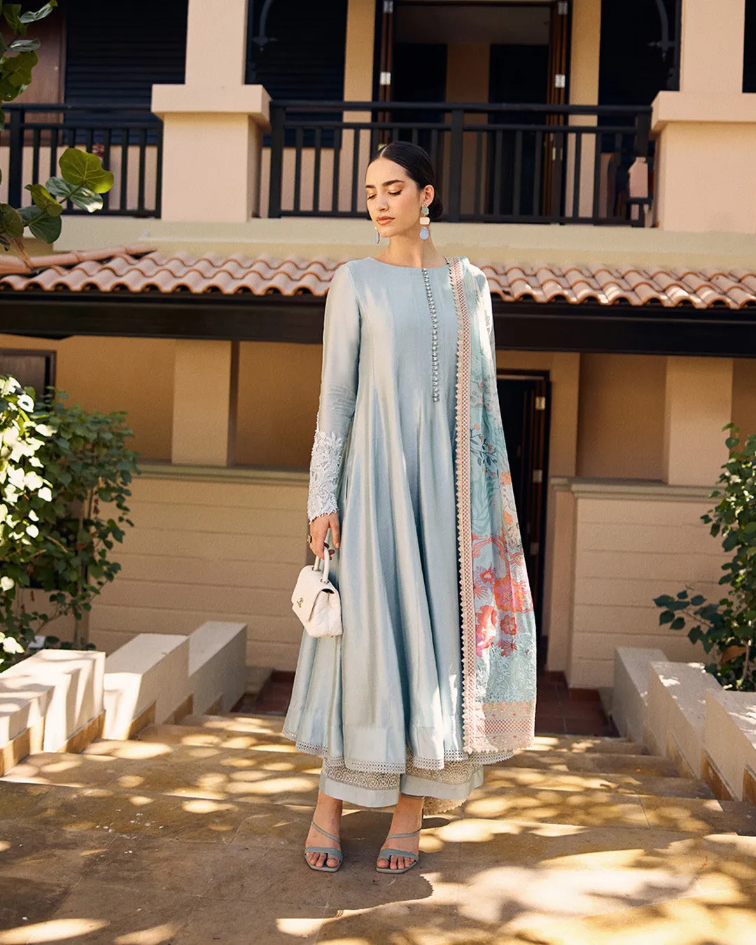 Faiza Saqlain | Carmela | Leia