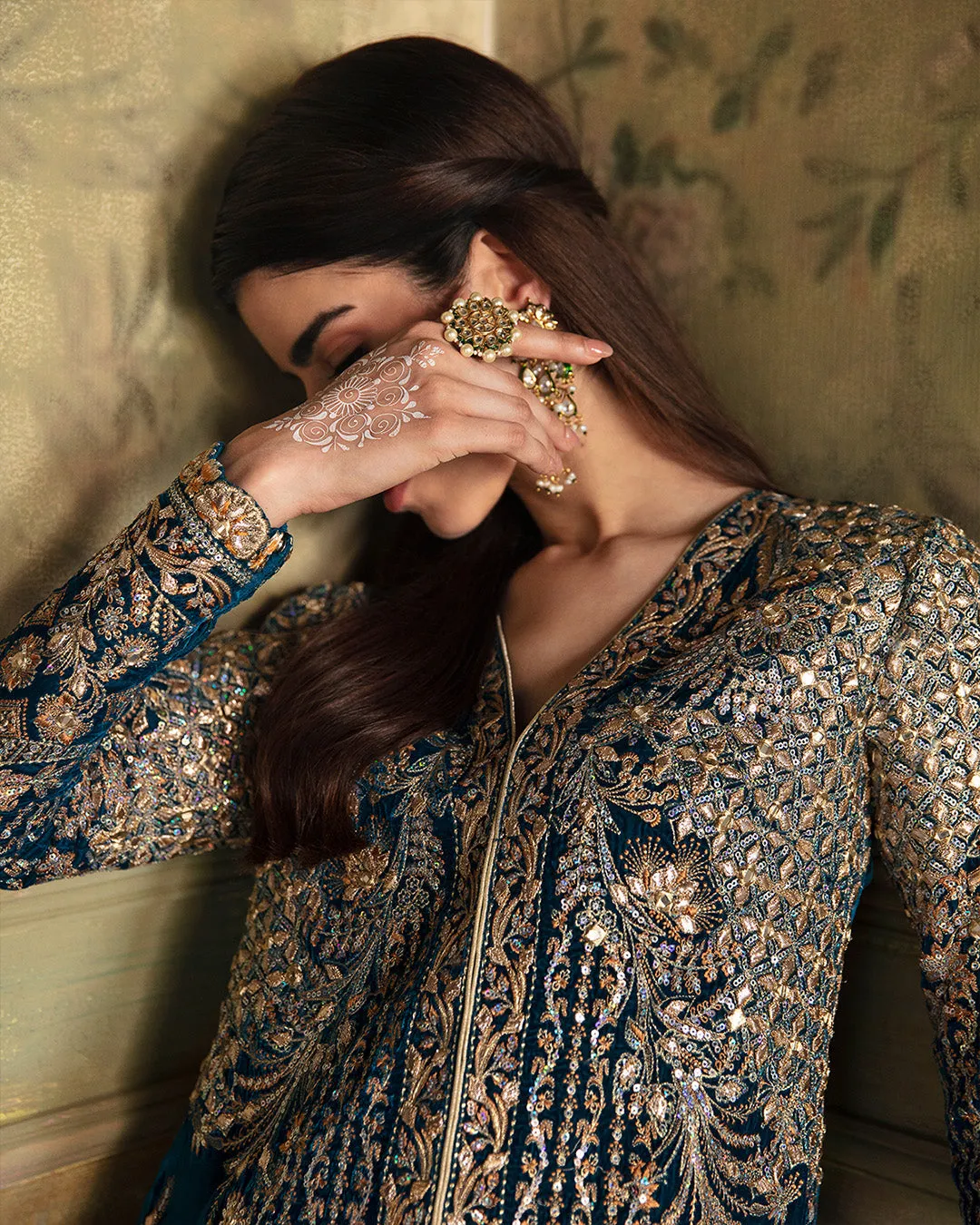 Faiza Saqlain | Manaar - Velvet Collection '23 | HAANIE