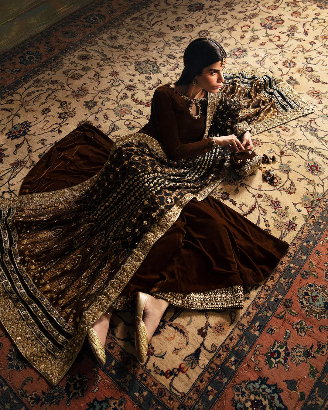 Faiza Saqlain | Manaar - Velvet Collection '23 | RITAAN