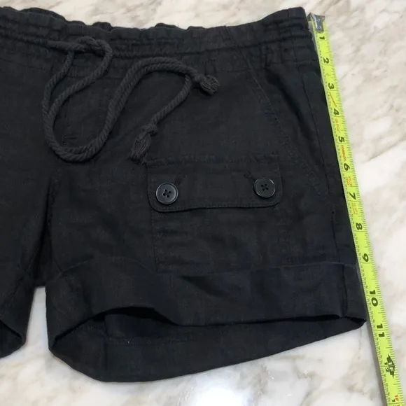 JUICY Linen Shorts