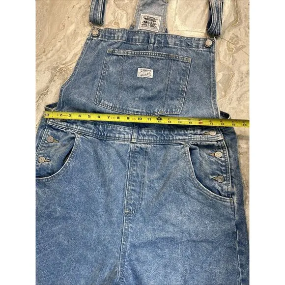 LEVI Women’s Two Horse Brand Bib Overalls Size XL Jean Shorts Retro Hipster