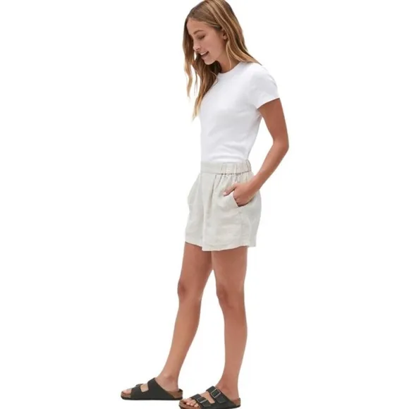Michael Stars Trisha Linen Short in Whisper Pink Size M NWT