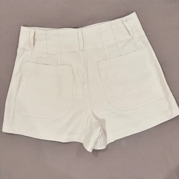 NWOT The Colette Shorts by Maeve: Linen Edition$88 Ivory Size 28 Anthropologie