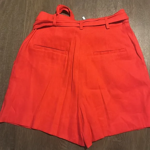 NWT Antonio Melani Amee Linen Blend Belted High Rise Shorts color popsicle