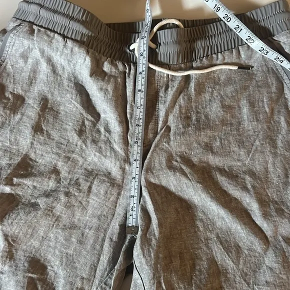 NWT Athleta Cabo Linen Shorts 8 inch Inseam Gray Size 16