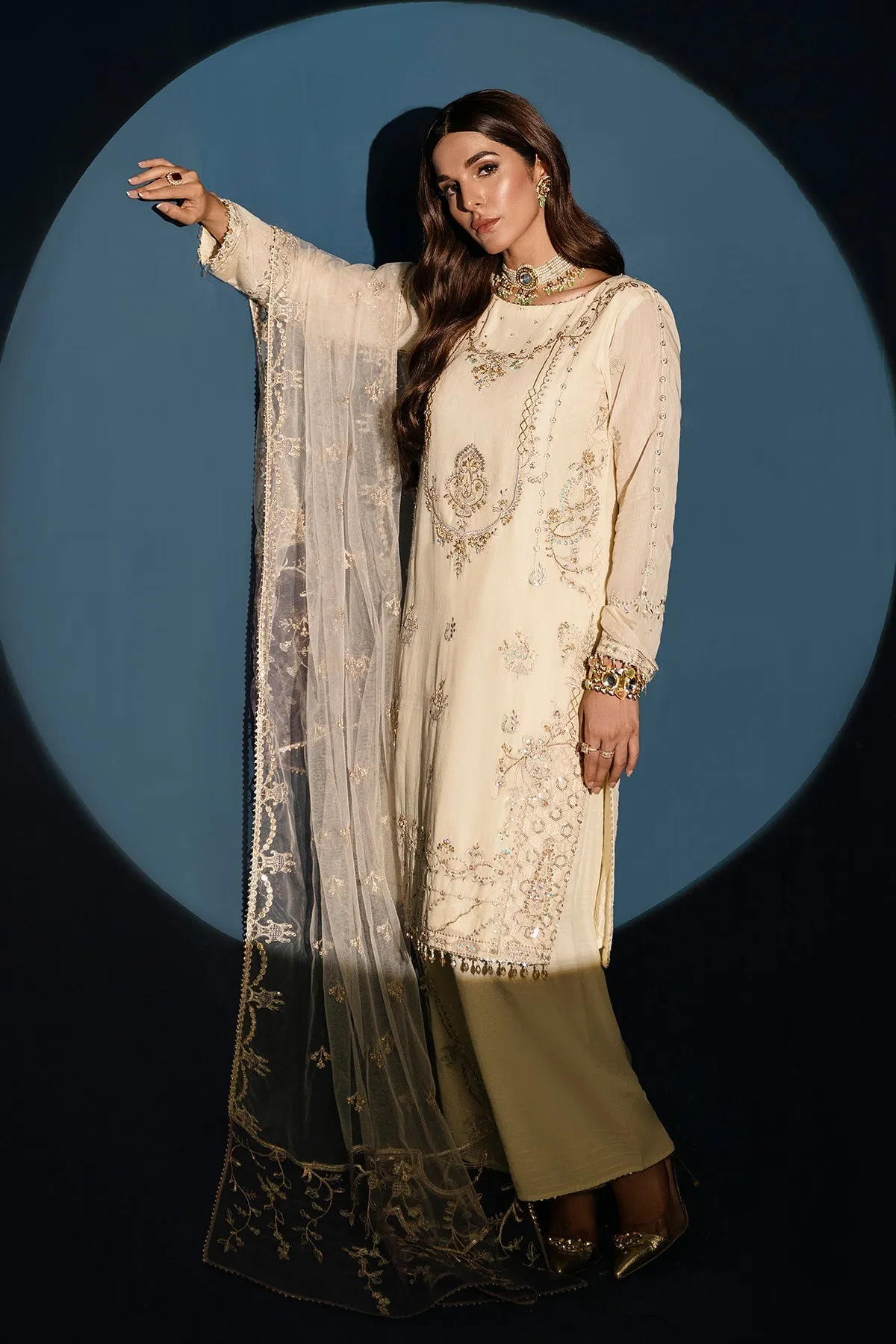 Pearl White Embroidered Pakistani Salwar Kameez Dupatta Suit
