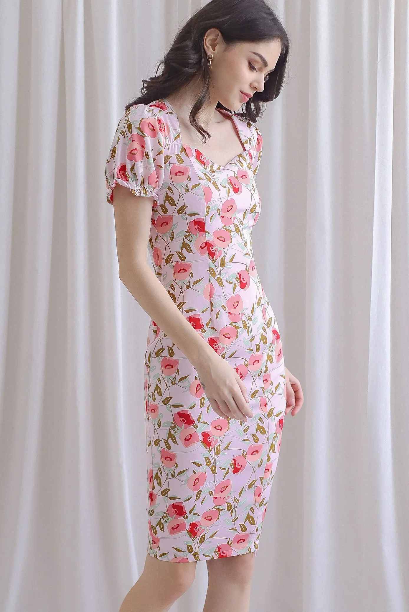 TDC Enola Diamond Neck Zip Slit Dress In Pink Floral