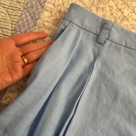 The Avery Pleated Trouser Shorts by Maeve for Anthropologie size 8