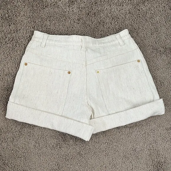 Tory Burch NWT Stripped Linen shorts Size 2