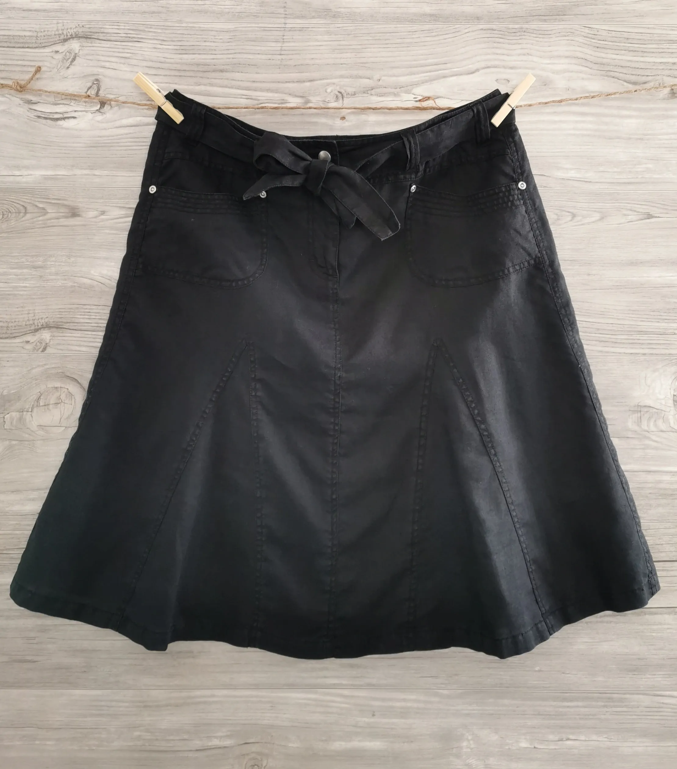 WOMENS SIZE 12 - LINEA DOMANI, Black Linen Skirt EUC B44