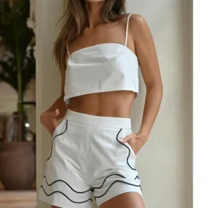 Yllw the Lable White Linen Short with Black accent